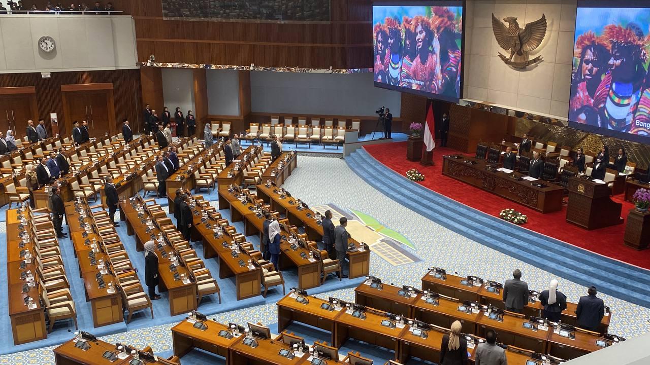 Paripurna DPR Setujui Taufikurrahman Jadi Anggota Badan Supervisi LPS Gantikan Farid Azhar