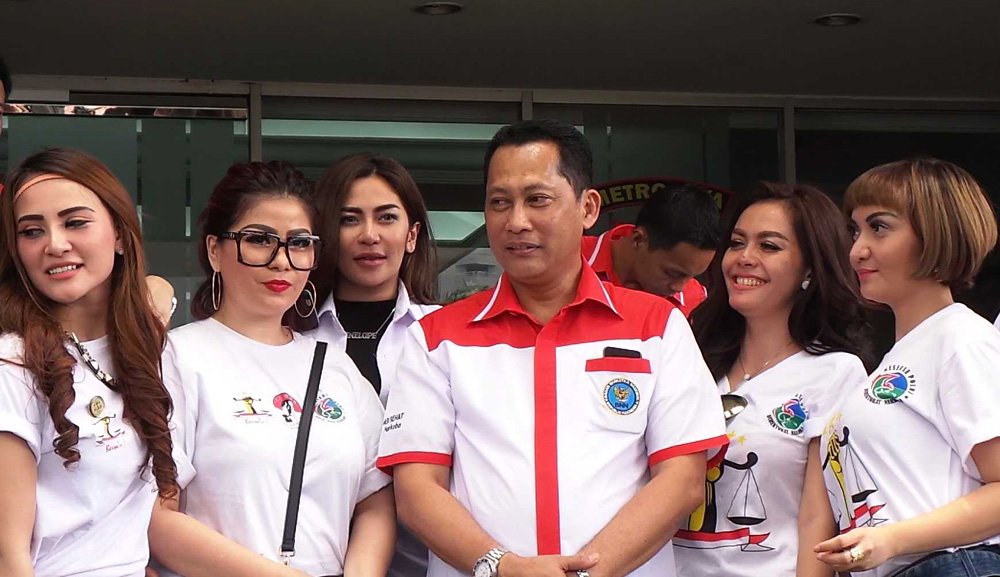 budi-waseso-tegaskan-pentingnya-hukuman-berat-bagi-pengguna-narkoba-2_20151008_091908.jpg