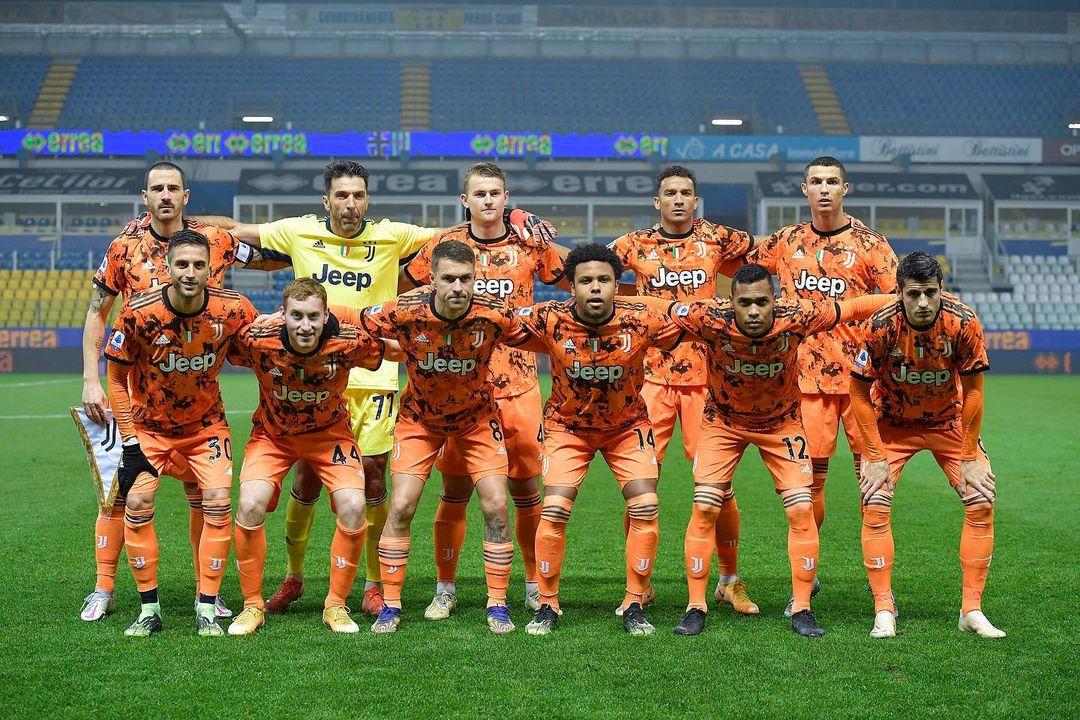 buffon-dipercaya-menjadi-starter-dalam-pertandingan-tandang-juventus-ke-markas-parma.jpg
