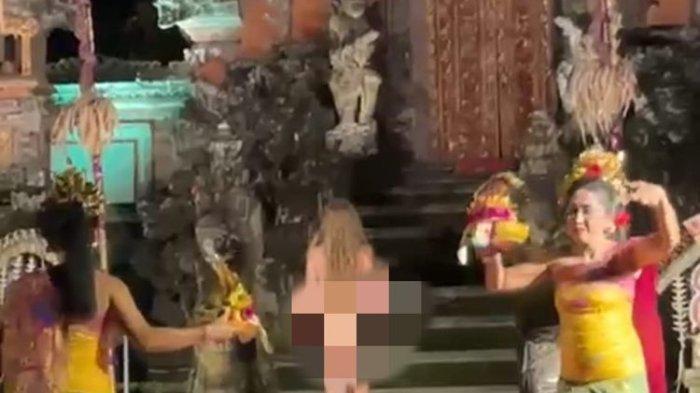 bule-jerman-tanpa-busana-di-ubud.jpg