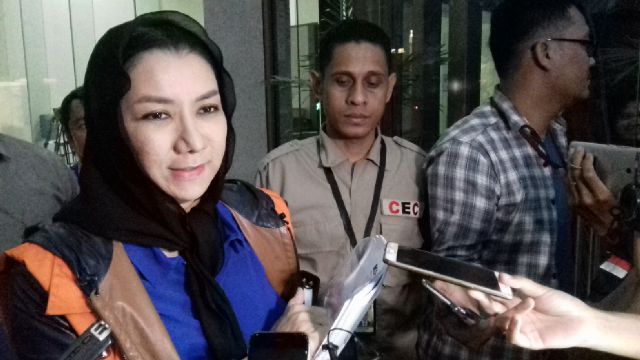 bupati-kukar-rita-widyasari-di-kpk_20171019_093254.jpg