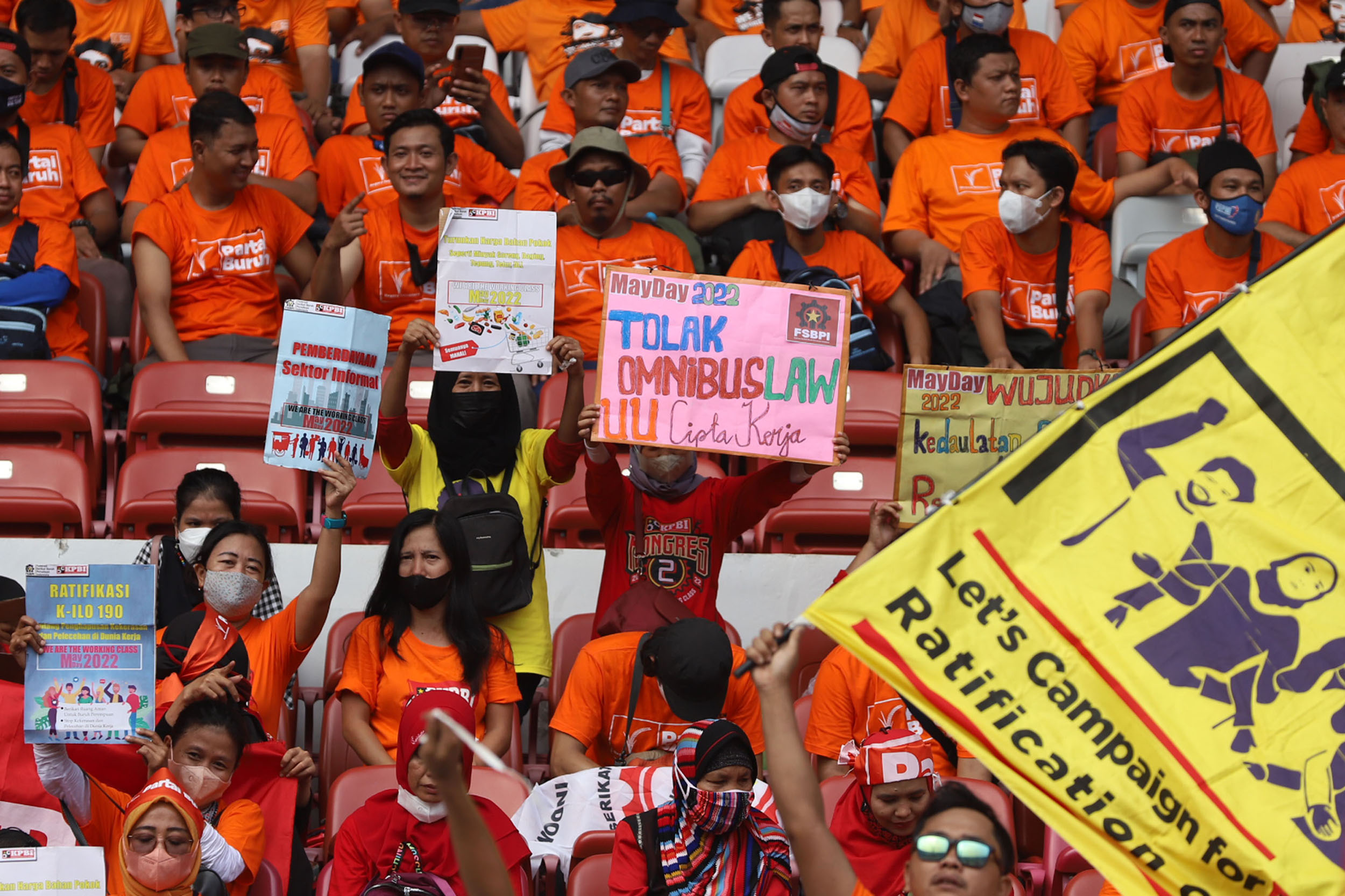 buruh-gelar-may-day-fiesta-2022_20220514_163808.jpg