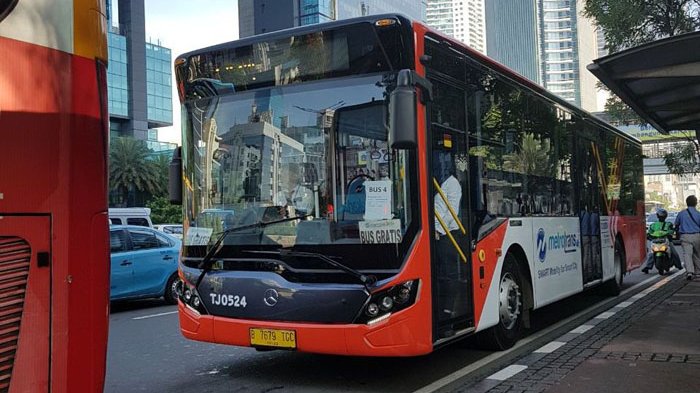 bus-baru-yang-diuji-coba-transjakarta-bus-ini-bukan-untuk-berjalan-di-jalur-khusus_20171120_121157.jpg
