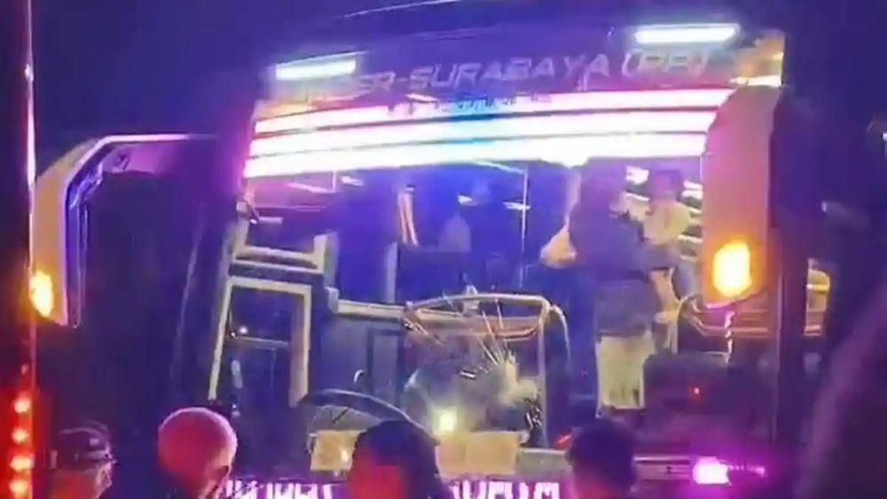 busaremania11111111.jpg