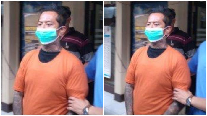 butuh-uang-untuk-beli-makanan-kucing-pria-ini-palak-pemotor-minum-obat-batuk-cair-sebelum-beraksi.jpg