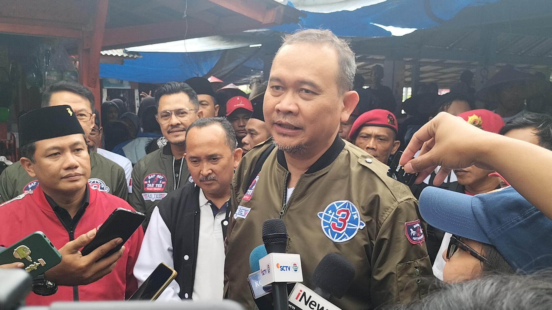 cak-lontong-ikut-kampanye-ganjar.jpg