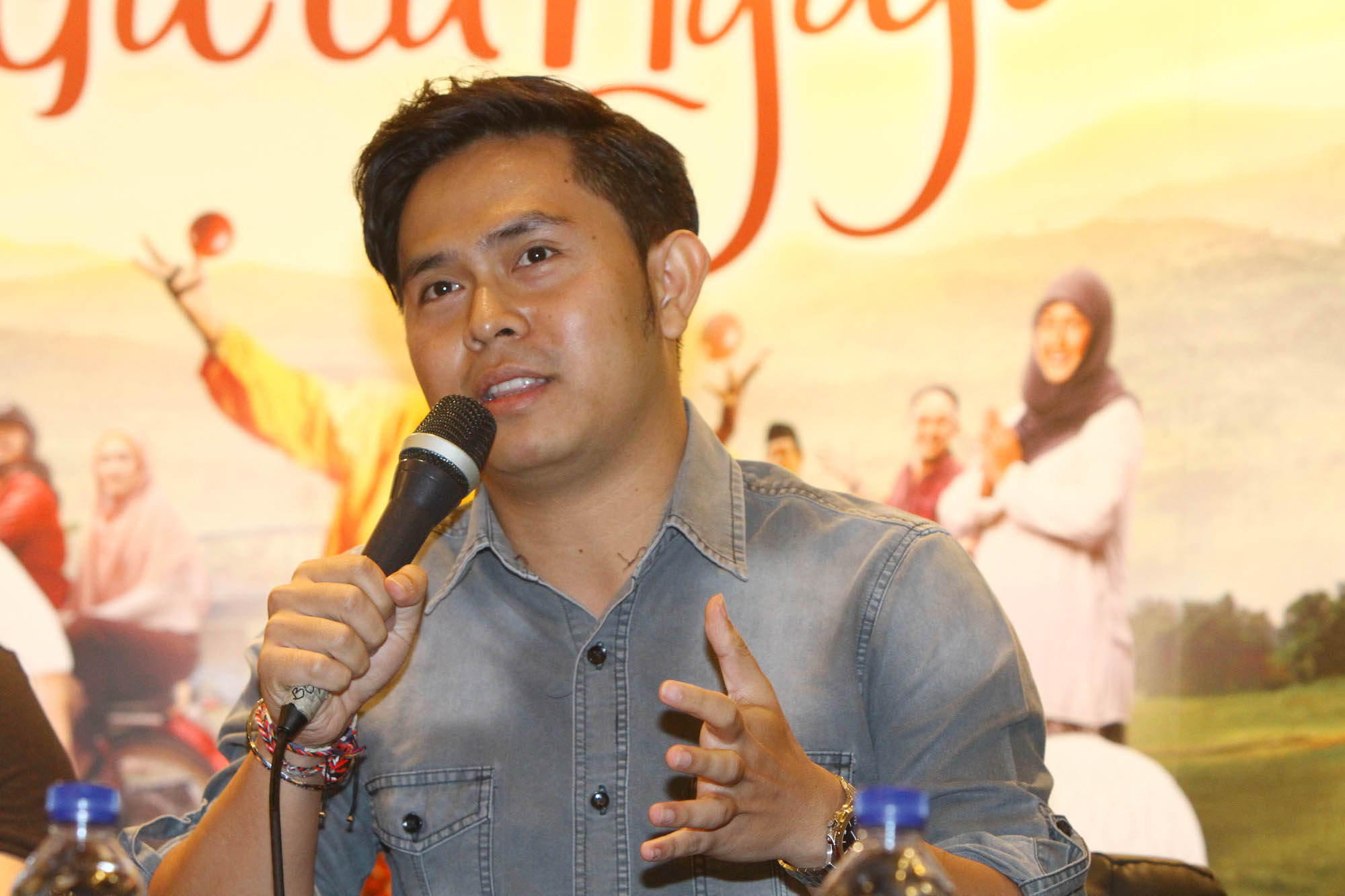 cakra-khan-mengisi-soundtrack-film-guru-ngaji_20180219_215709.jpg