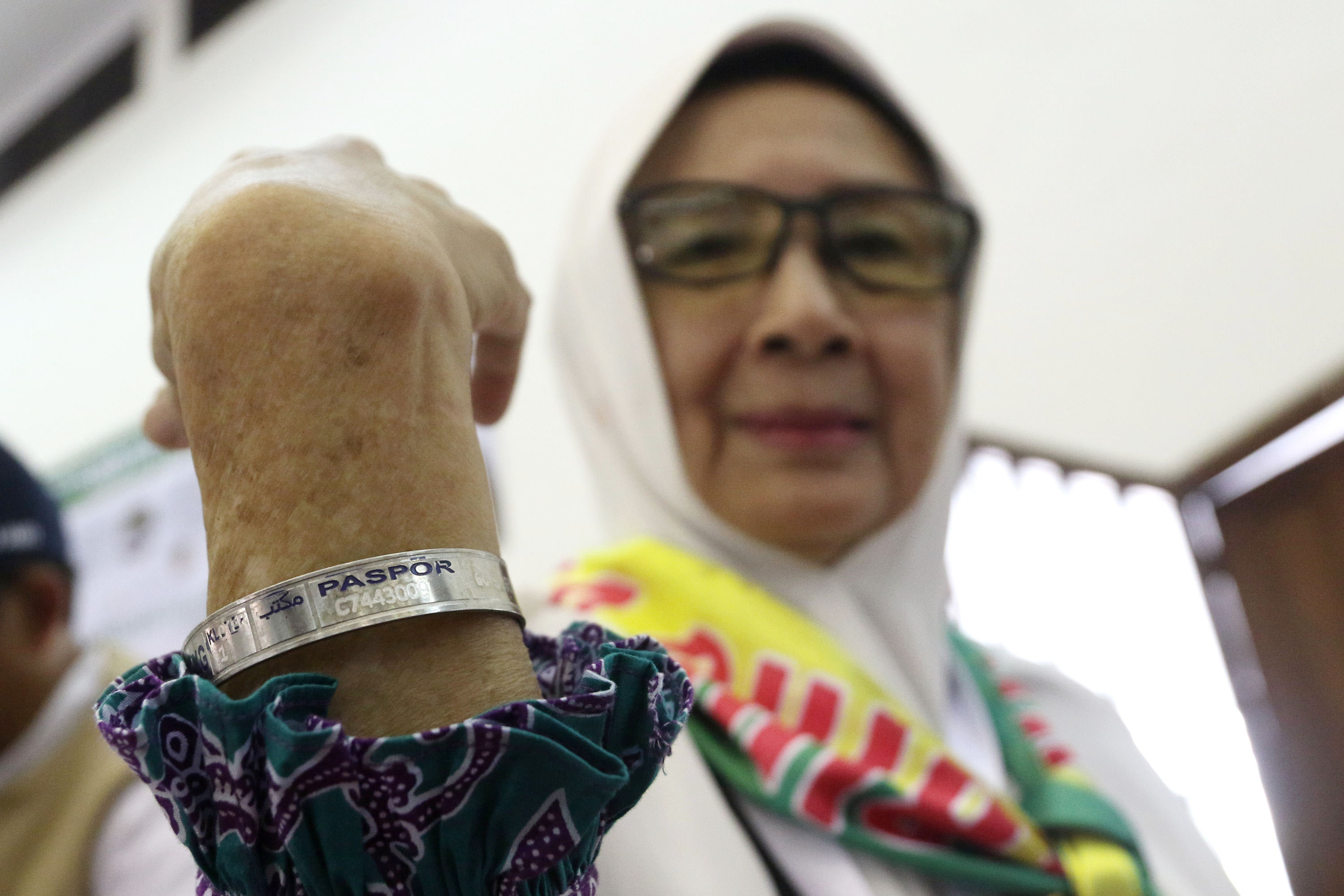 calon-jamaah-haji-tiba-di-asrama-haji-pondok-gede_20230523_155811.jpg