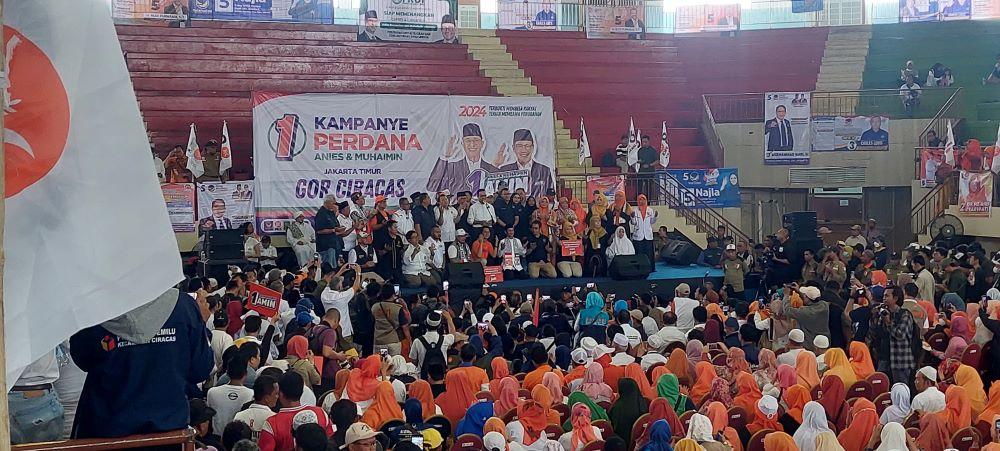 capres-anies-baswedan-saat-kampanye-pilpres-2024-di-gor-ciracas-jakarta-timur.jpg