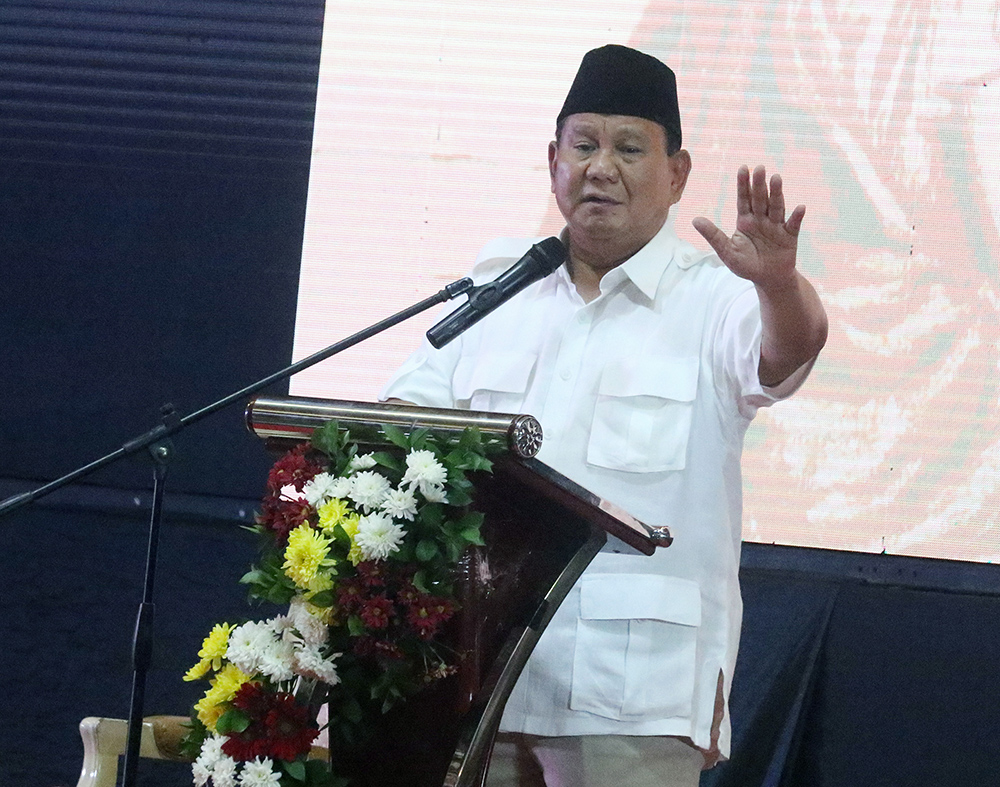 capres-prabowo-hadiri-deklarasi-relawan-setia-prabowo_20231007_215255.jpg