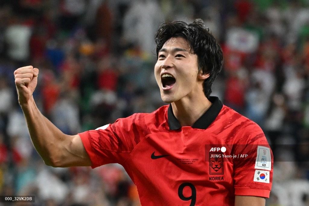cho-gue-sung-merayakan-gol-pertama-timnya.jpg