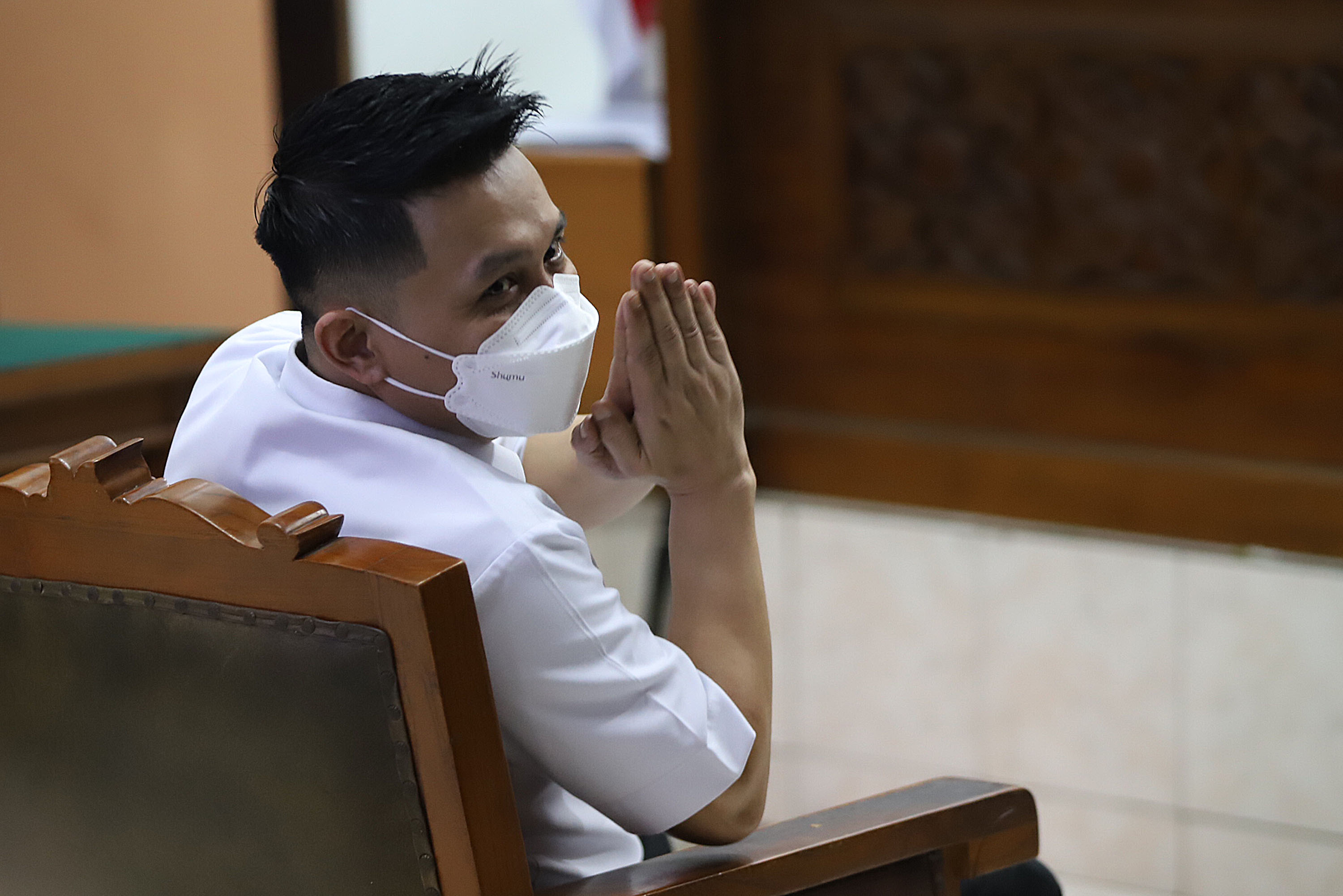 chuck-putranto-dituntut-hukuman-2-tahun-penjara_20230127_144522.jpg