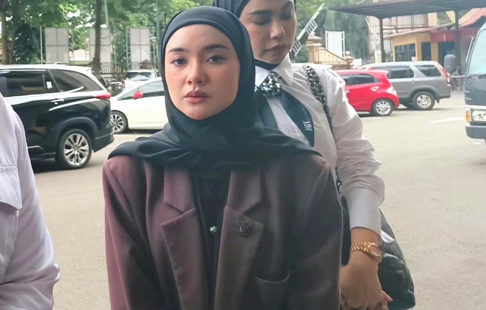 Orang Tak Dikenal Pelaku Penyerangan Belum Ditahan, Cita Citata Minta Polisi Terbitkan Status DPO