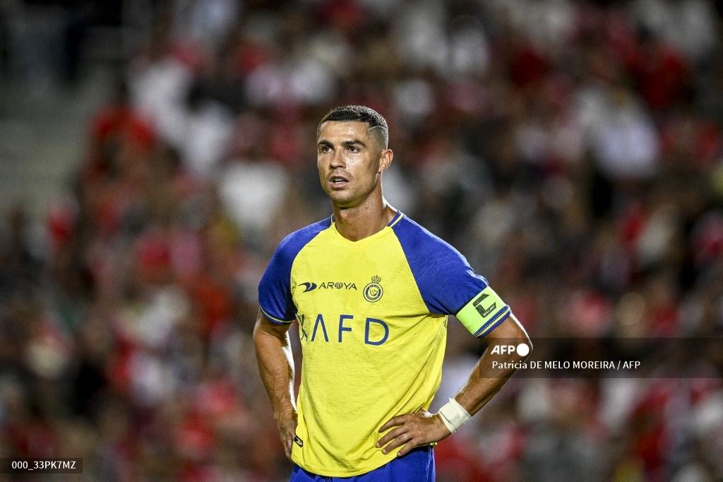 cristiano-ronaldo-bak-jilat-ludah-sendiri.jpg
