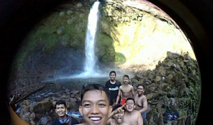 cuhub-bale-lahat-air-terjun_20150705_104158.jpg