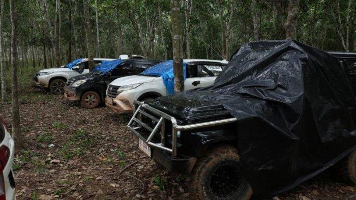 daftar-mobil-di-arena-sabung-ayam-Way-Kanan-Lampung.jpg