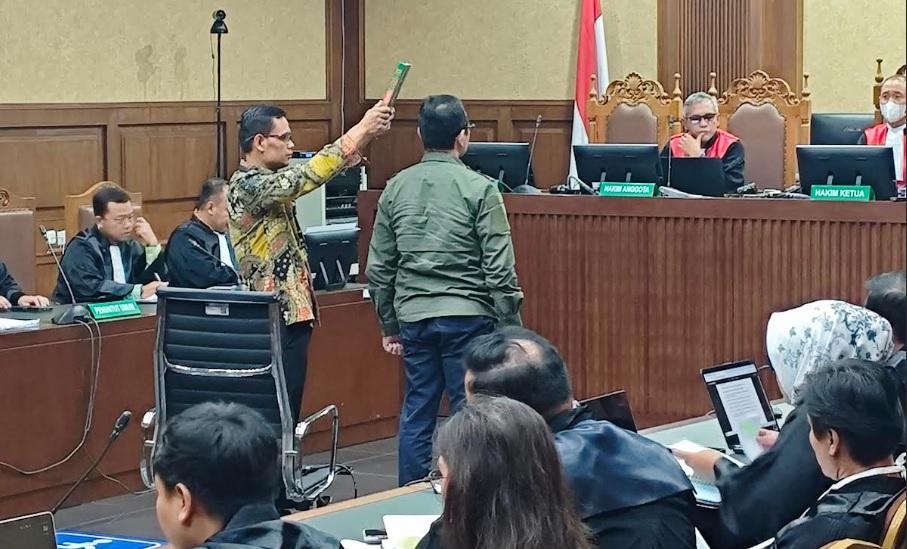 Teman Kuliah Hasto Kristiyanto Dihadirkan Jadi Saksi Meringankan di Persidangan