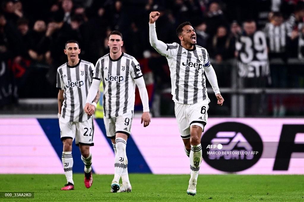 danilo-merayakan-setelah-mencetak-gol.jpg