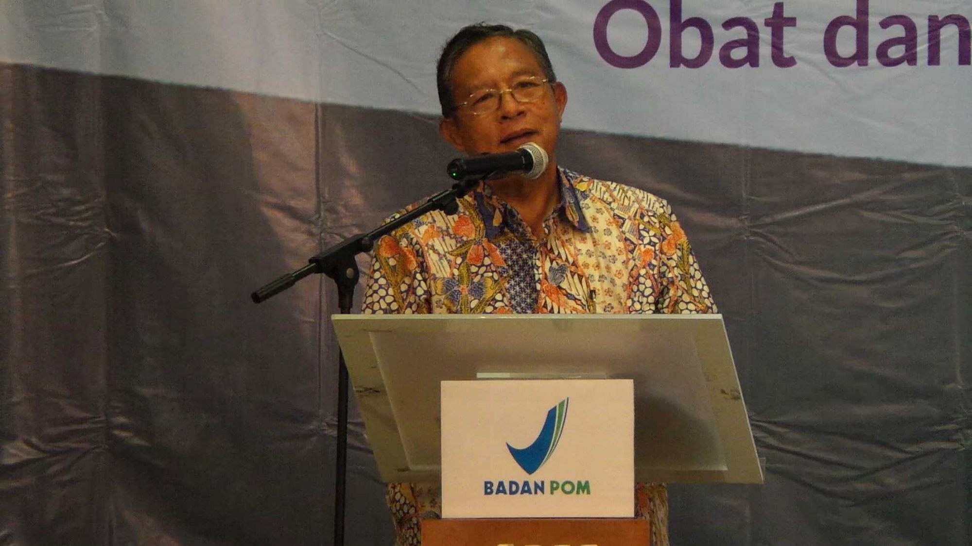 darmin-nasution-beri-sambutan-acara-bpom_20151104_144034.jpg