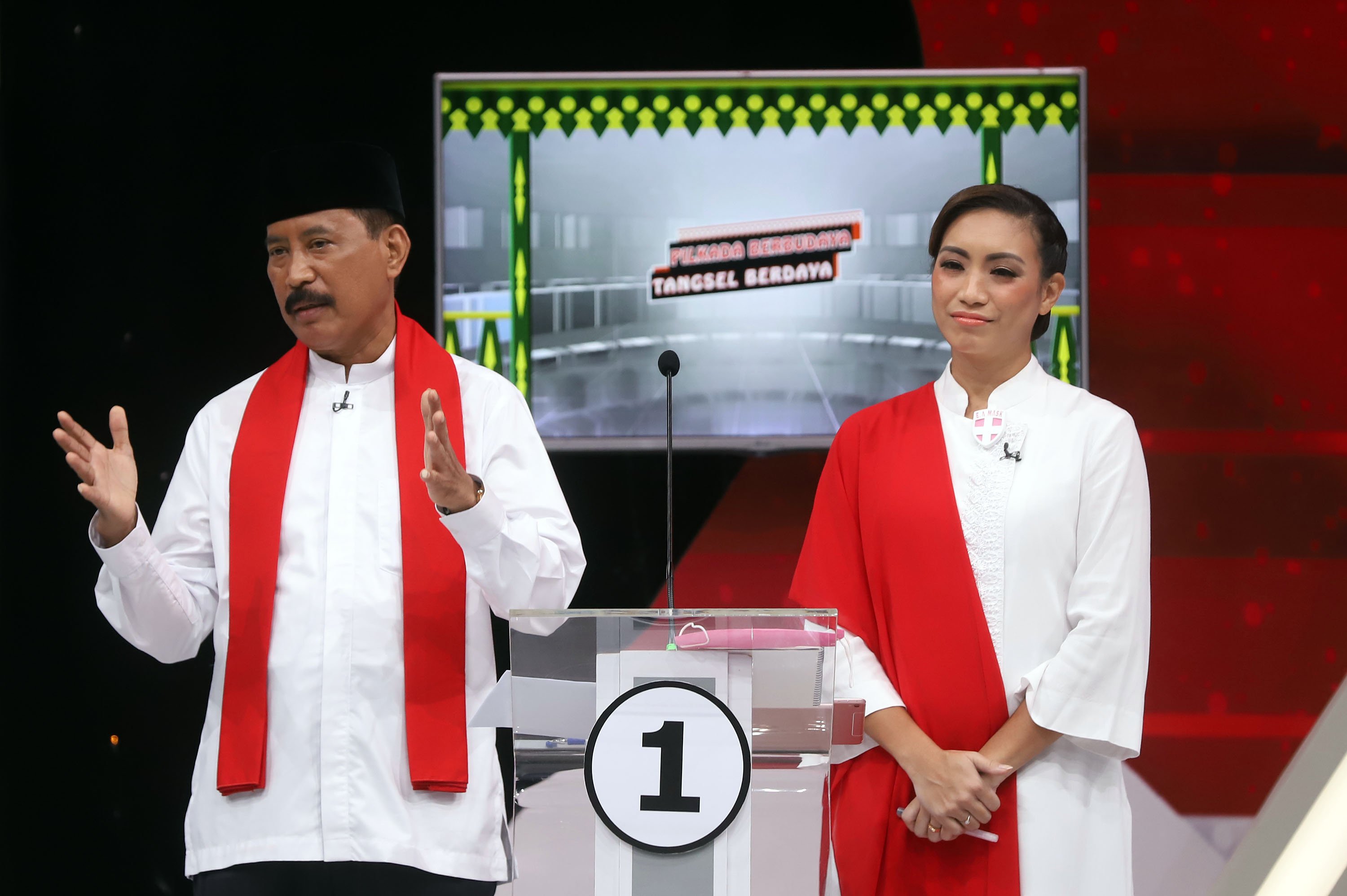 debat-publik-pilkada-tangerang-selatan_20201123_015815.jpg
