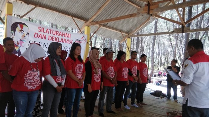 deklarasi-seknas-jokowi-bantul-di-goa-cemara_20180909_194503.jpg