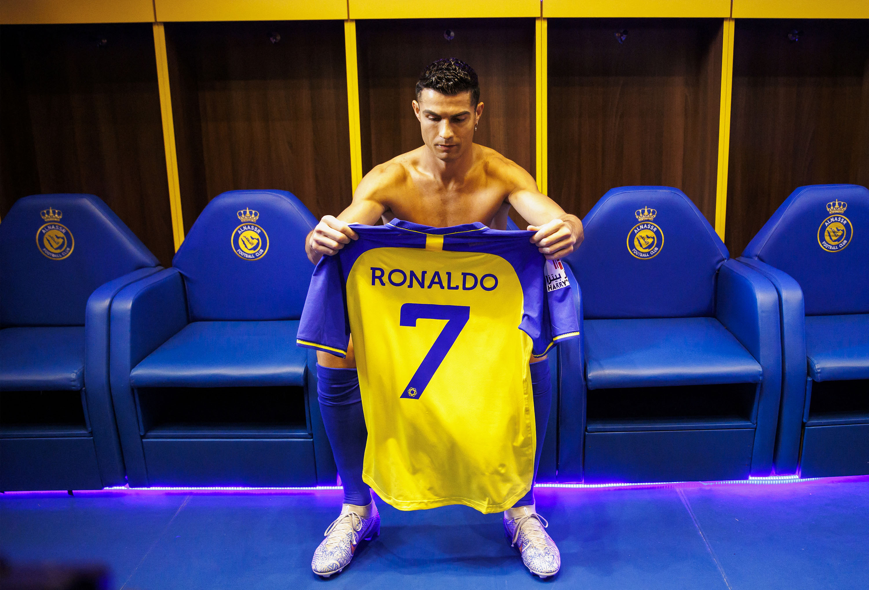 demam-ronaldo-landa-arab-saudi_20230105_095937.jpg