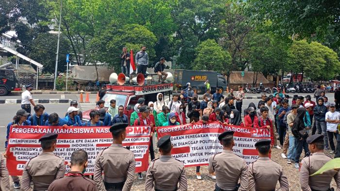 demo-di-gedung-kpk-23102023.jpg