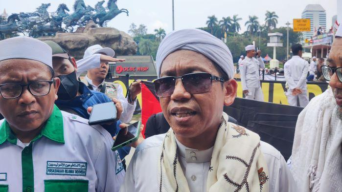 demo-di-kemenag-minta-tutup-permanen-pesantren-al-zayitun.jpg