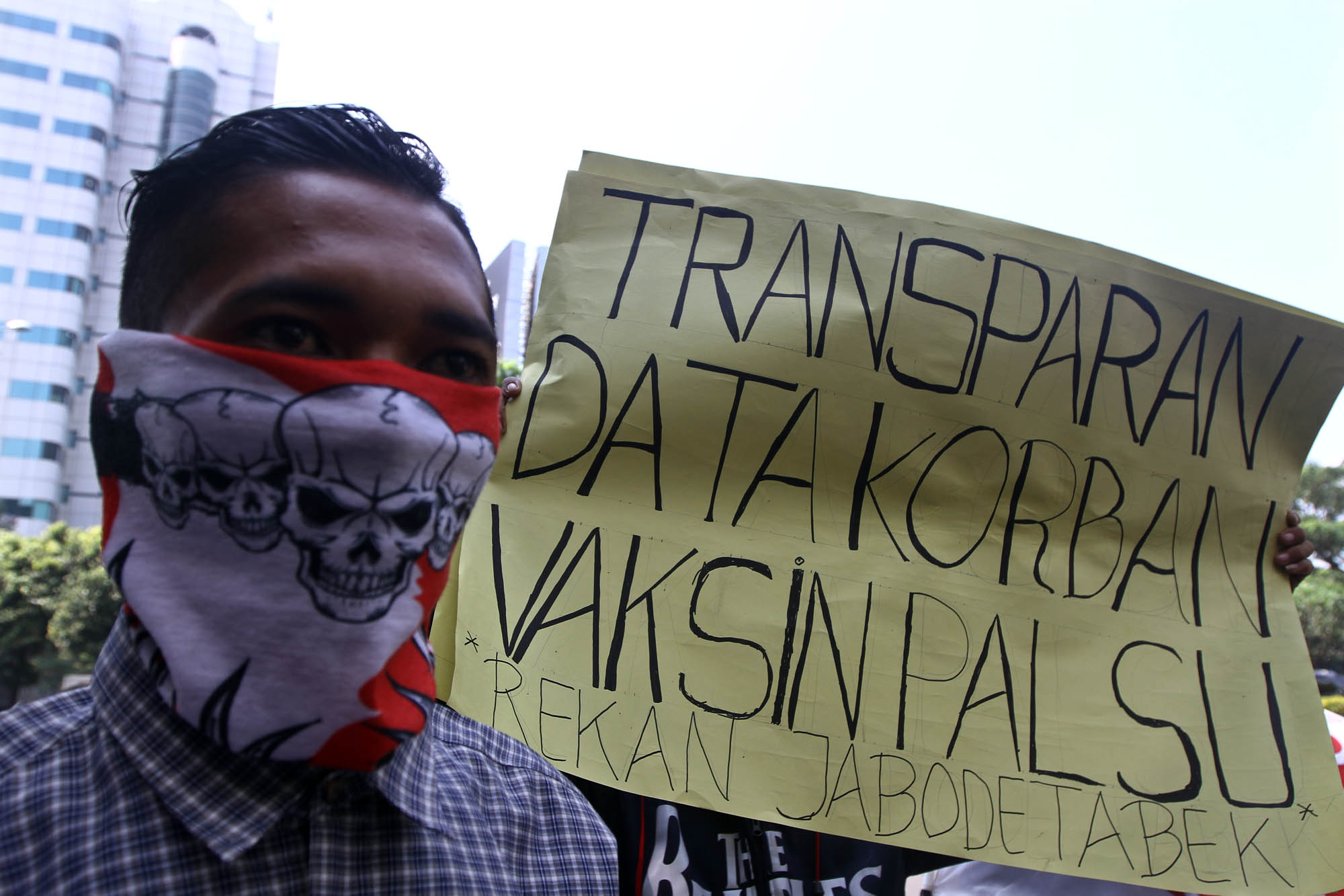 demo-vaksin-palsu-di-kemenkes_20160727_190004.jpg