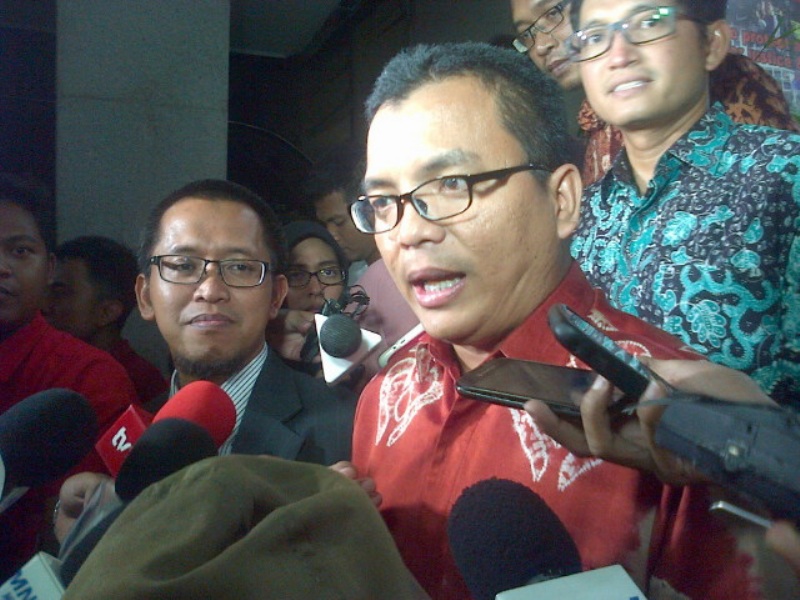 denny-indrayana_20150327_195251.jpg