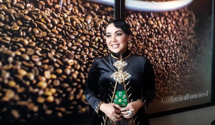 dewi-gita-di-depok.jpg