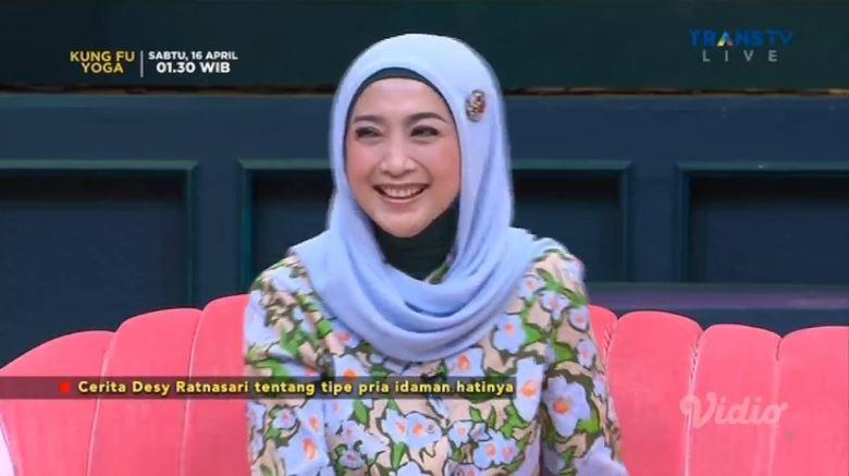 diakui-desy-ratnasari-banyak-pria-yang-ingin-meminangnya-2.jpg