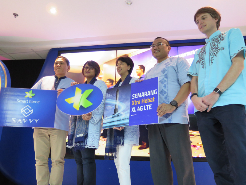 dian-siswarini-xl-buka-puasa_20160627_145755.jpg