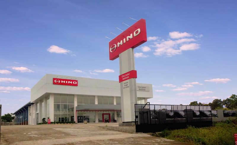 diler-truk-hino_20150611_232105.jpg