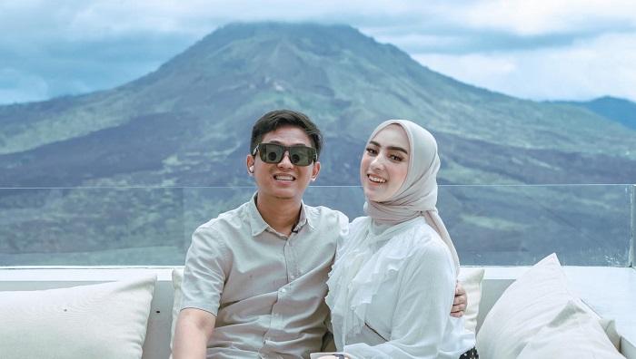dinan-fajrina-janji-setia-temani-doni-salmanan-yang-terancam-penjara-20-tahun.jpg
