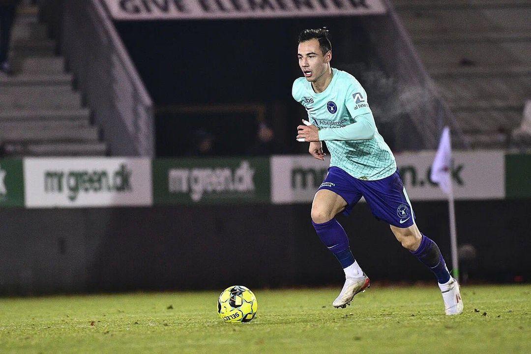 dion-cools-saat-bermain-untuk-klub-asal-belgia-fc-midtjylland.jpg