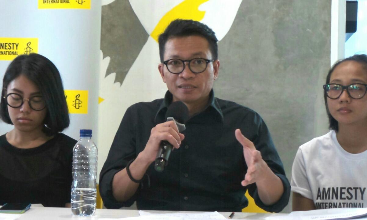 direktur-eksekutif-amnesty-internasional-indonesia-usman-hamid_20180412_184609.jpg