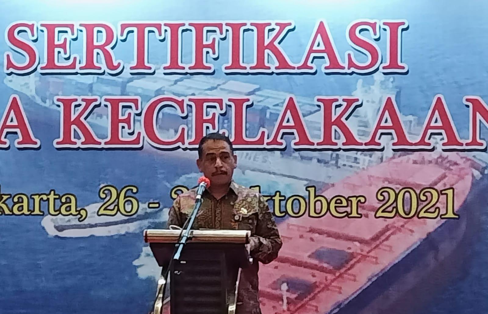 direktur-kesatuan-penjagaan-laut-dan-pantai-kplp-ahmad.jpg