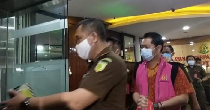direktur-pt-jakarta-emiten-investor-relationship-jimmy-sutopo.jpg