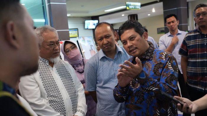 Dirut BPJS Kesehatan Tinjau Langsung Pelayanan JKN di RSUD Dr Kanujoso Balikpapan