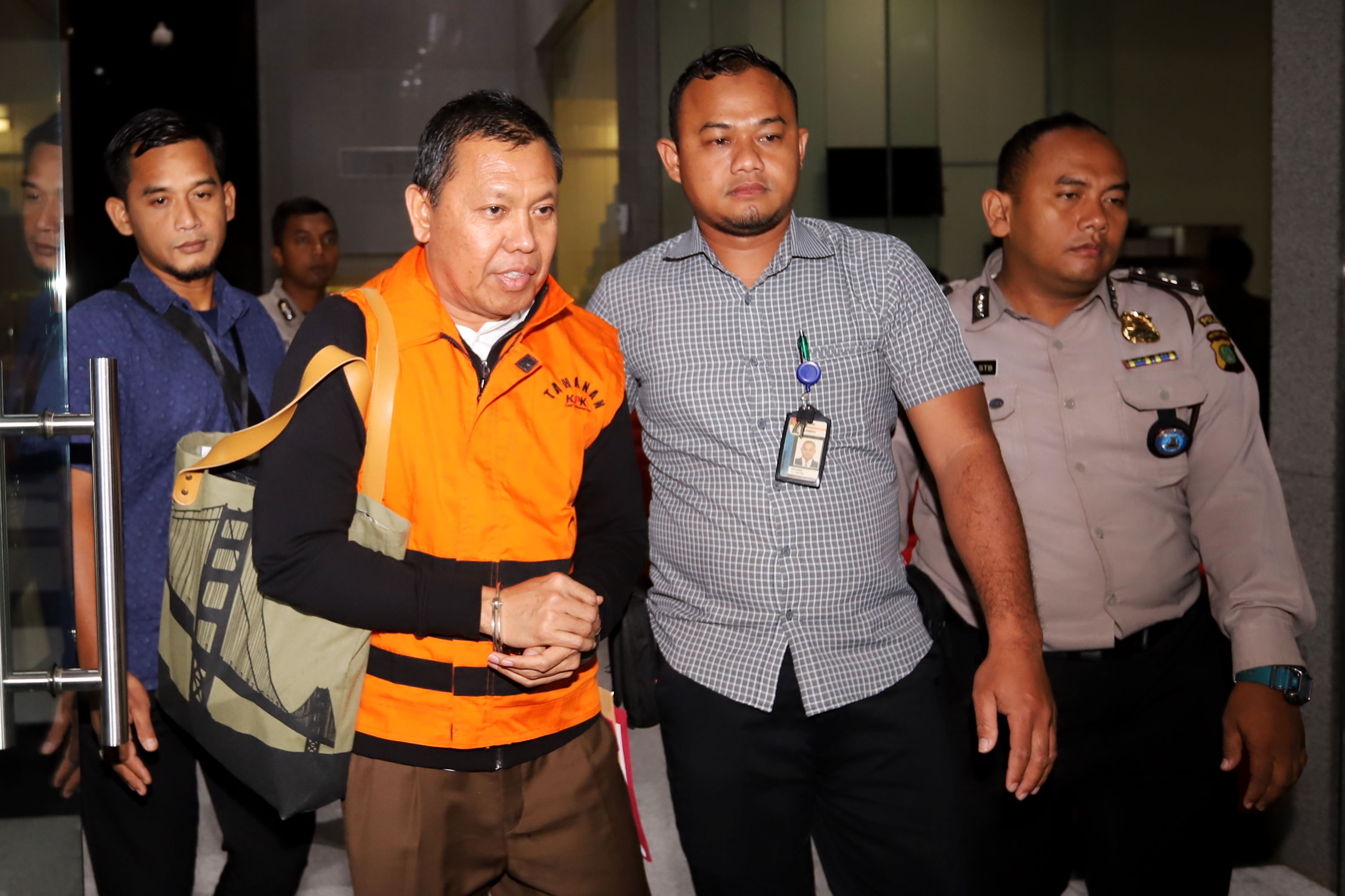 dirut-ptpn-iii-dolly-pulungan-jadi-tersangka-kpk_20190904_204729.jpg