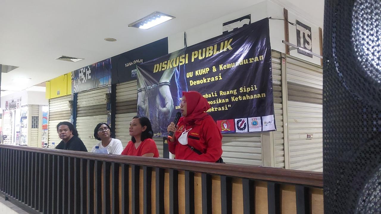 diskusi-kemunduran-demokrasi.jpg
