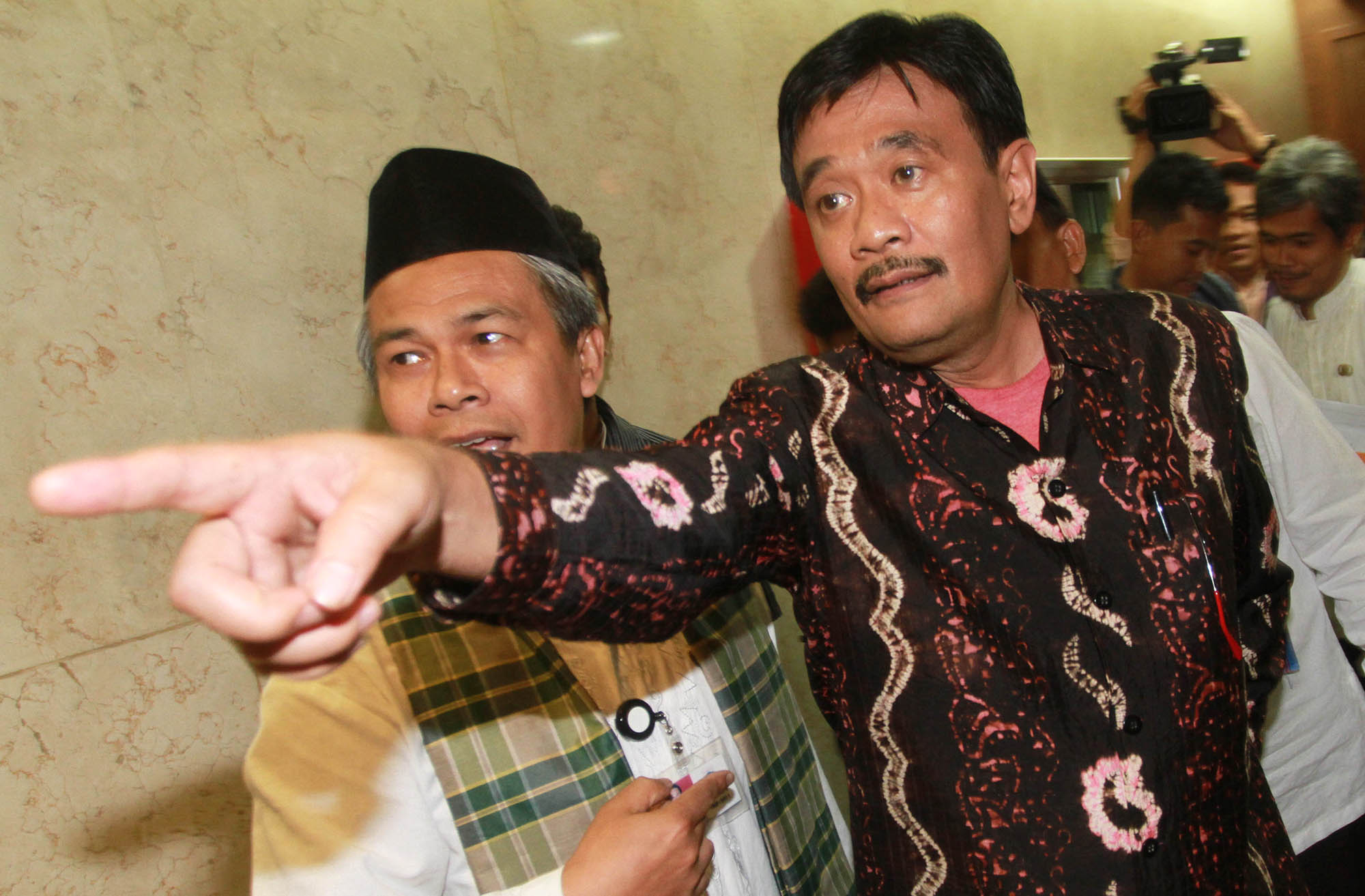 djarot-saiful-hidayat-calon-wakil-gubernur-dki-jakarta_20141205_190015.jpg