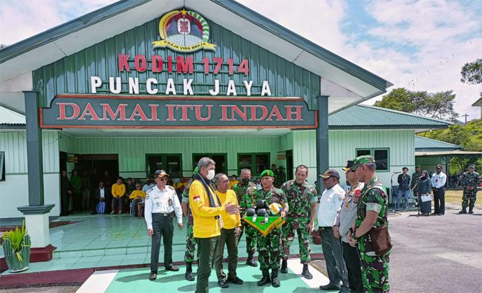 doni-monardo-tutup-kegiatan-baksos-di-papua.jpg