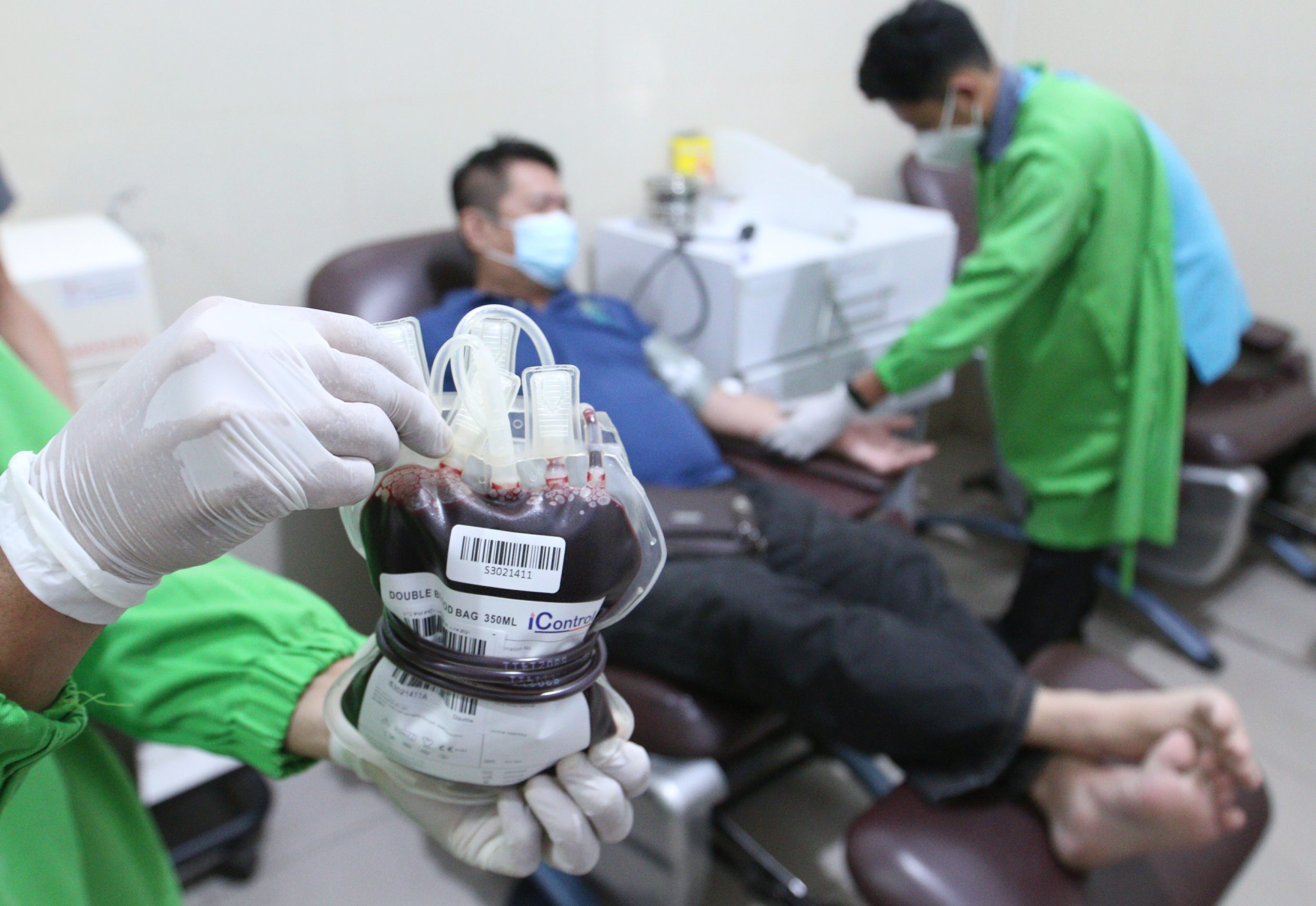 Siapa yang Bisa Menerima Terapi Plasma Konvalesen? Ini Cara Daftar & Syarat Donor Plasma Konvalesen