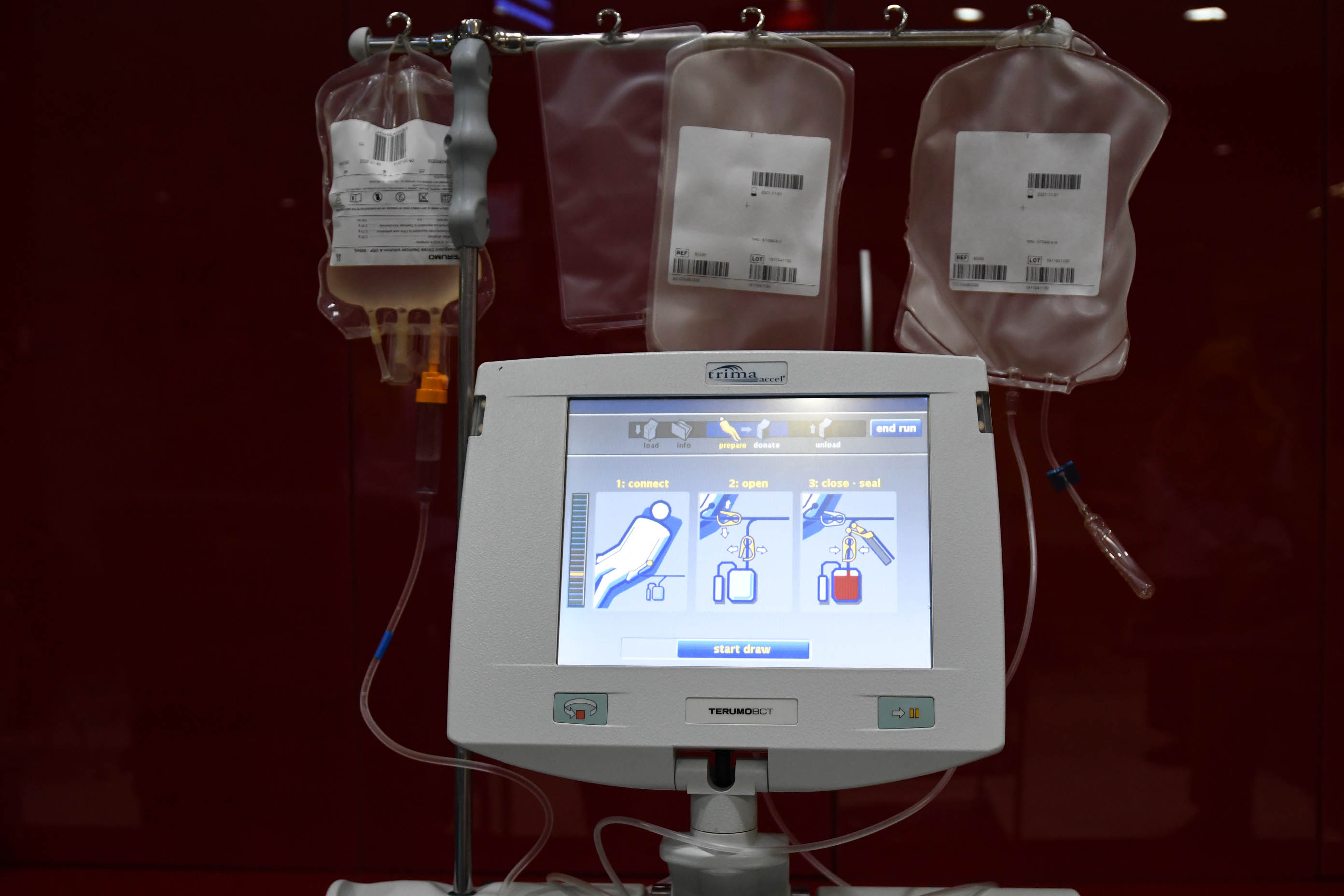 donor-plasma-konvalesen-udd-pmi-surabaya_20200701_112059.jpg