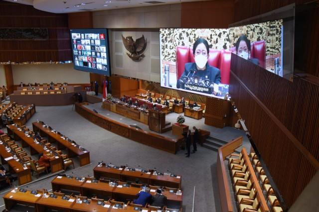 dpr-ri-menyetujui-ruu-tpks-sebagai-ruu-inisiatif-dpr.jpg