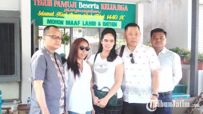 dua-mucikari-vanessa-angel-tentri-novanta-dan-endang-suhartini.jpg