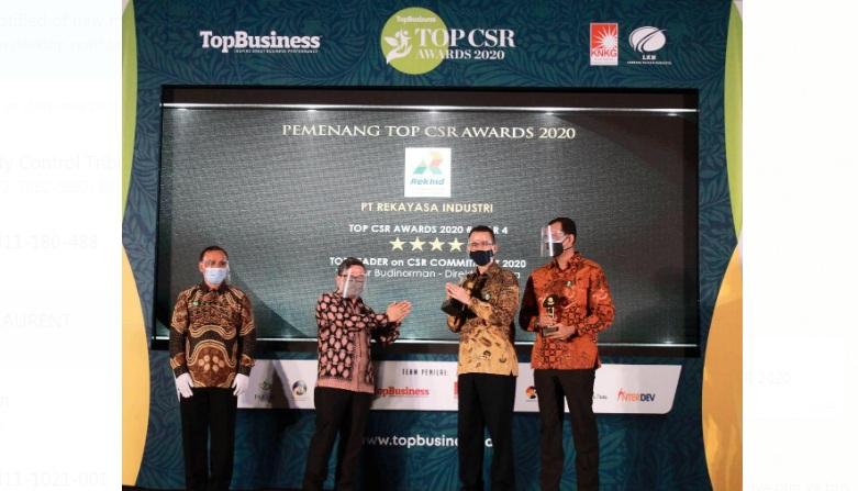 dundi-insan-perlambang-menerima-award-csr.jpg