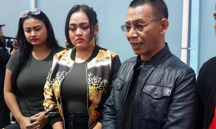 Akun Media Sosial Diretas, Clara Gopa 'Duo Semangka' Merasa Nama Baiknya Tercemar